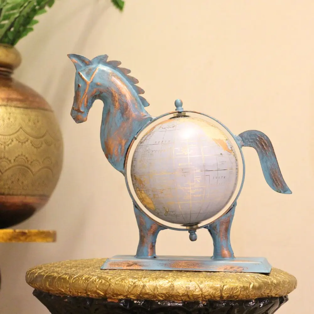 viharkriti Metal Antique Finish Horse Globe 50X img 3.webp