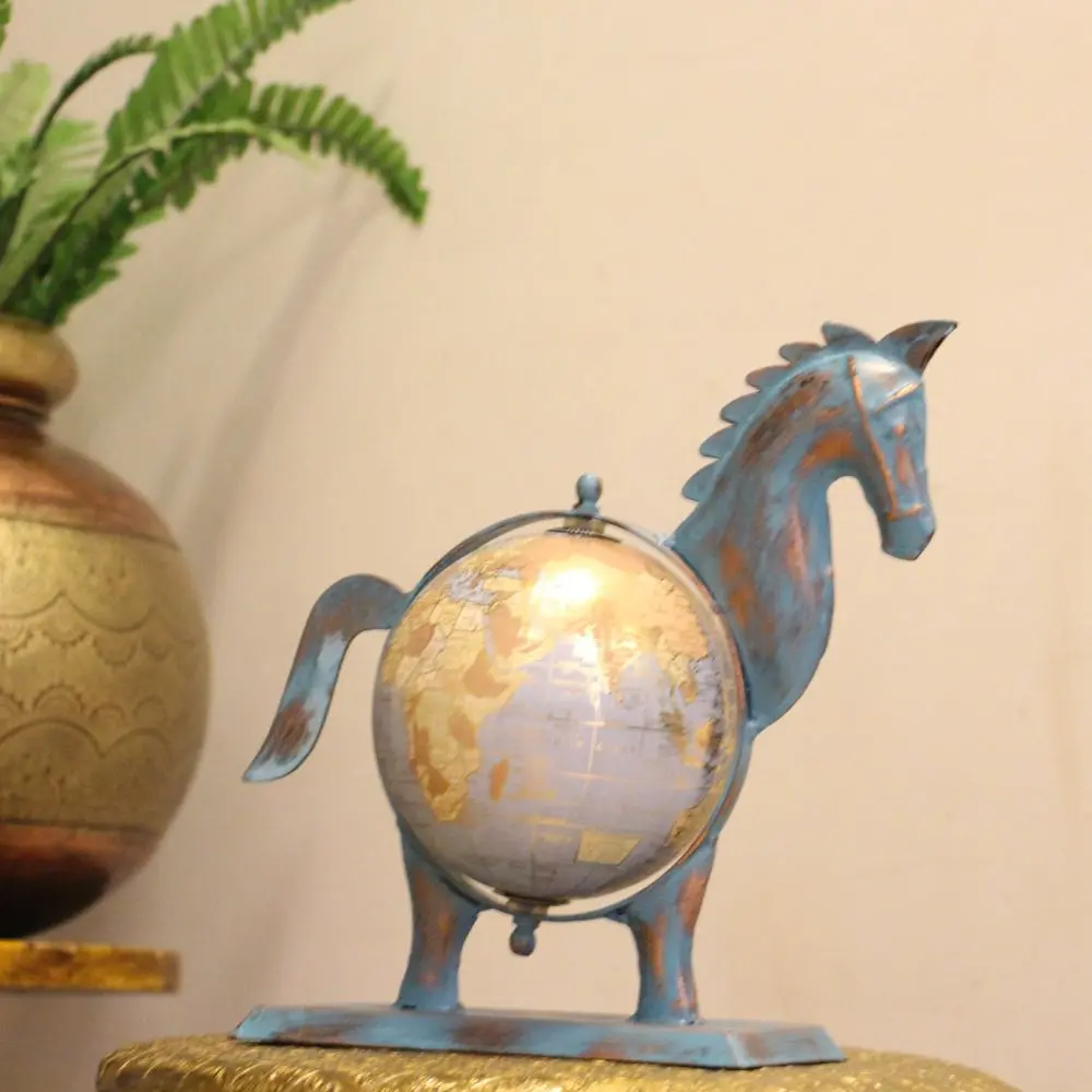 viharkriti Metal Antique Finish Horse Globe 50X img 2.webp